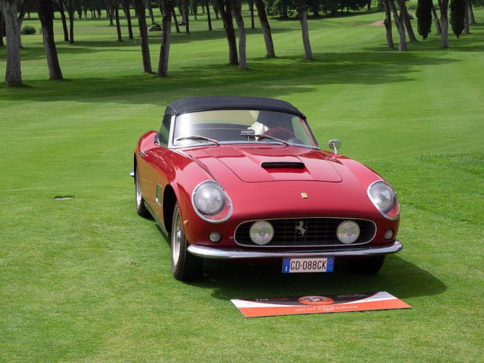 Ferrari-250-GT-California