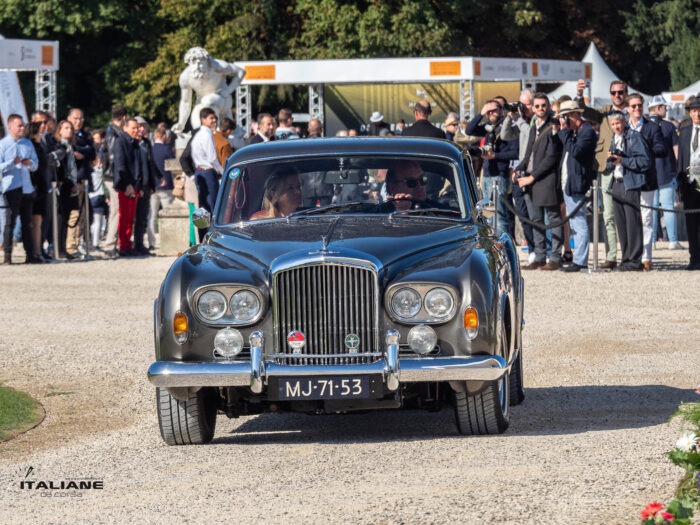 Bentley-Continental-S3-FLYING-SPUR